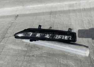 Skoda superb 3 iii lift led drl halogen lewy 19- 1