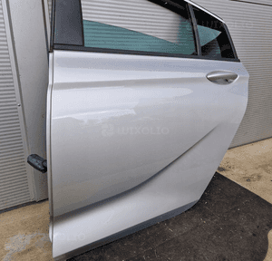 Opel insignia b ii hatchback drzwi lewy tył tylne Z176 4