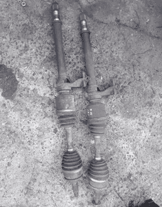 Mazda MPV 02-06 2.0 citd Półoś półośka prawa 6