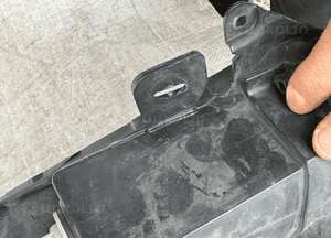 Ford fiesta MK7 lift lampa lewa 12- 4