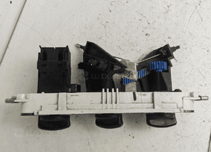 Panel nawiewu ford VP6C1H-18K391-BB 2