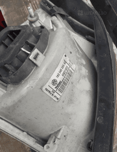 .  TYL TYLNA LAMPA PRAWA VOLKSWAGEN GOLF V 4