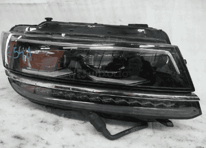 Vw tiguan ii 5NN lampa przednia prawa 1