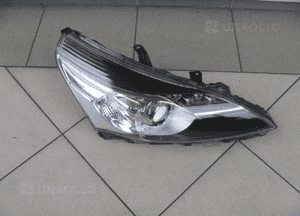 Toyota verso 2010 drzwi prawe przednie 4