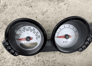 SMART FORFOUR diesel BENZYNA LICZNIK predkosciomierz 2