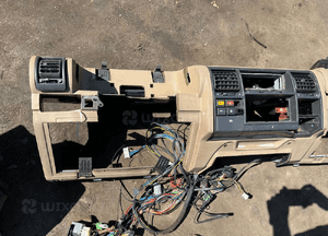 Kokpit deska rozdzielcza beżowy LAND ROVER DISCOVERY 1 I 2 II 3
