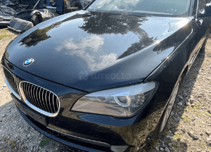 Bmw F01 3.0D przód 475 ładny stan w kolor 8