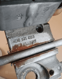 Zawias zawiasy drzwi prawy przód para VW Golf IV 4 3