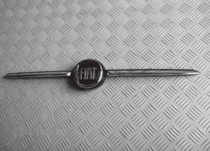 ZNACZEK LOGO FIAT 500 lift GRILL 735637413 CHROM 2