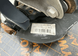 BMW 1 E81 E87 Zwrotnica piasta tył Lewa - 16282 3