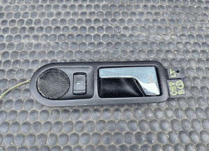 Klamka Wewnetrzna Glosnik Drzwi Oslona Kratka Maskownica Głosnika VW Golf IV 4 Passat B5 18