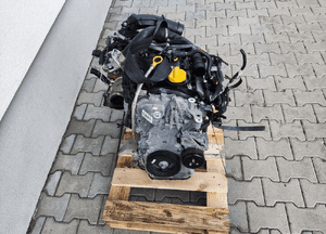 Silnik kompletny turbina wtryskiwacze renault clio v 1.0 tce H4DE470 19-24 5