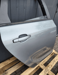 DRZWI prawe prawy tył tylne Opel Astra 4 IV J Kombi Z179 09- 3