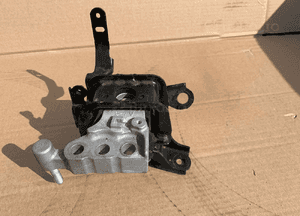 Łapa poduszka silnika Toyota RAV4 V 19- 2.5 Hybrid L2131256 2