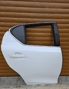Lexus CT 200H drzwi prawe tylne tył 077 1