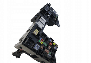 JAGUAR XF X250 MODUŁ SKRZYNKA PUSZKA BEZPIECZNIKÓW 1