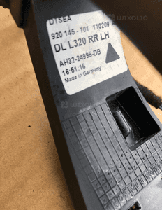 Klamka tylna lewa keyless AH32-24995 Range Rover Sport Lift 2