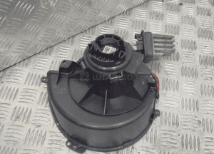 Wentylator nawiewu opel astra h 52407543 2