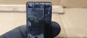 Przełącznik włącznik otwierania klapy bagażnika Audi A8 D3 3D0959831C 5