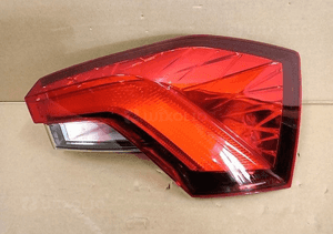 Lampa prawa tylna prawy tył skoda kamiq led 658 2019- 1