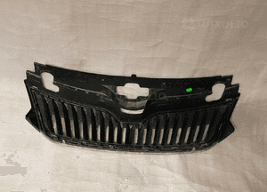 Skoda rapid atrapa grill 3