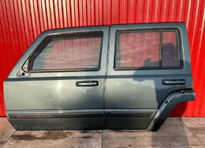 Jeep commander xh xk drzwi lewy tył oryginał w kolor 1