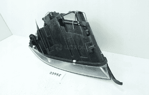Lampa lewy przód przednia audi A6 C5 7