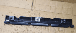 Ślizg mocowanie listwy progowej lewy BMW E90 E91 7202657 3