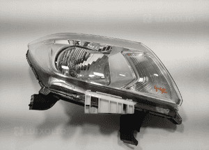 Lampa prawa przód przednia nissan navara iv D23 NP300 260104KJ2A 2015-2022 2