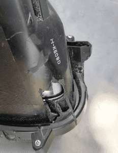Lampa lewa lewy przód Mitsubishi Space Star 2 II 8301C193 8