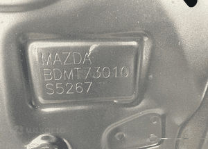 Mazda 3 h/b drzwi 19- 3