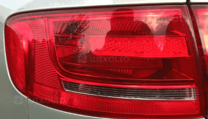 Audi A4 B8 sedan lampa tył tylna prawa lewa 2