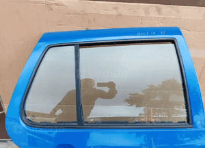 Drzwi prawy tył tylne prawe VW Golf IV 4 HB LW5Z 2