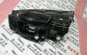 Audi A4 xenon prawy 01-04 2