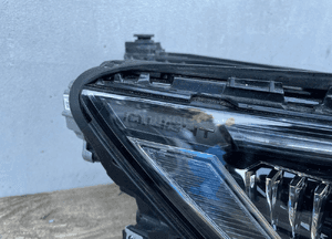 Lampa przód prawa vw passat B8 lift full led matri 4