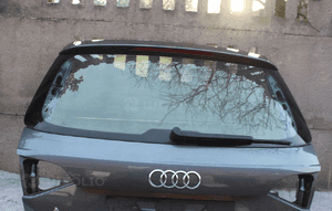 Tylna klapa audi A4 B8 avant LX7R 2012 6