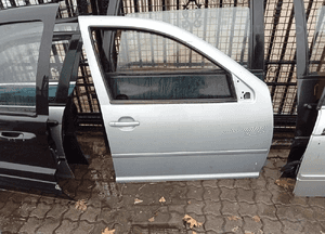 drzwi prawe przód golf 4