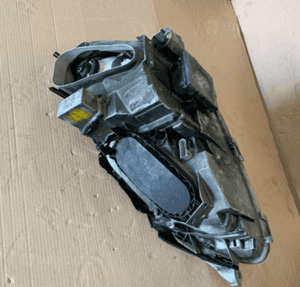 MERCEDES S 220 xenon prawy lampa prawa 4