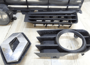 ZDERZAK PRZÓD PRZEDNI RENAULT MEGANE II 3