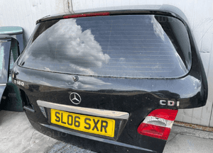 MERCEDES B 245 klapa tylna szyba lampy srebrna bezowa szara siłownik zamek klapy 5