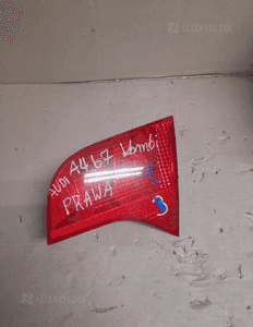 LAMPA PRAWY TYŁ W KLAPĘ AUDI A4 B7 nr 8E9945094 1