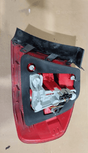 Lampa lewa tył tylna bmw E90 3