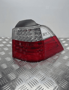 Bmw E61 lift lampy tył komplet 7177694 7177693 7177697 7177698 2