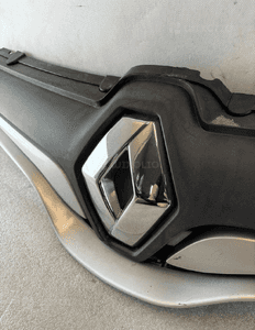 Atrapa grill renault kangoo ii lift iii 623101381R 4