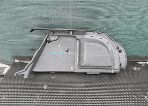 Boczek Tapicerka Bagaznika Lewy Prawy Ciemny Soul Audi A4 B6 B7 Kombi Avant 17