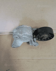Napinacz paska rolka Peugeot 407 1.8 1