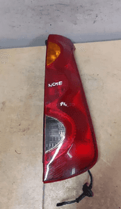 NISSAN NOTE E11 lampa tył prawa 1