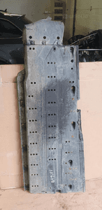 Osłona płyta podwozia prawa Audi A4 B6 8E0825208B 1