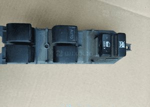 Toyota Auris I 08 panel sterowania szyb