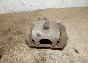 Zacisk Hamulcowy Jarzmo Tył Tylny Lewy Opel Tigra B 1.4 3